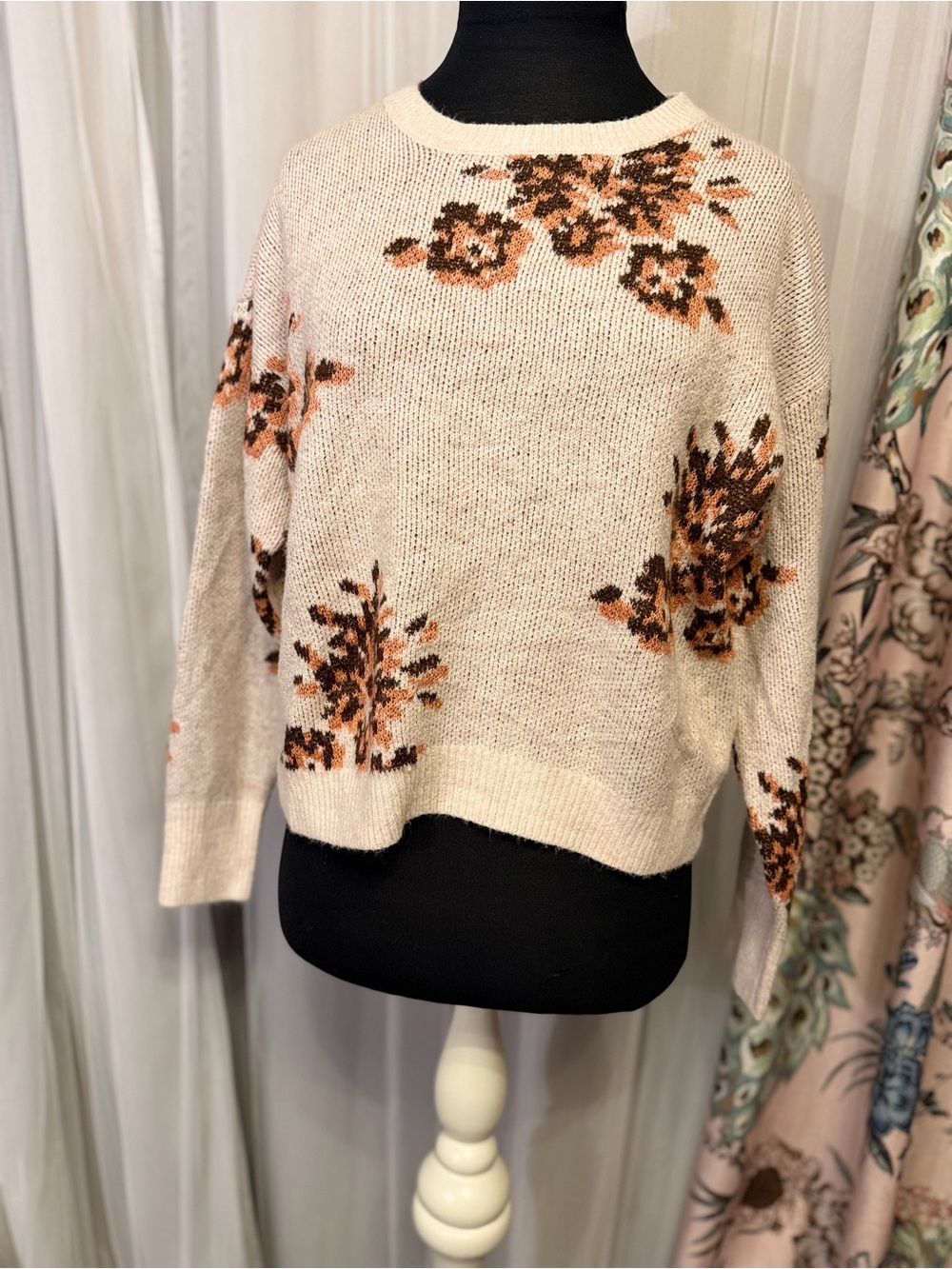 Knox Rose Floral Knit Sweater Size Small Cream Rust Brown Boho Cropped